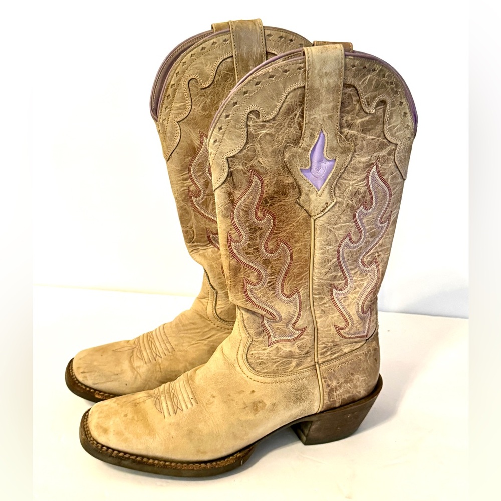 Ariat Women’s Distressed Leather Cowboy Boots - 8.5B